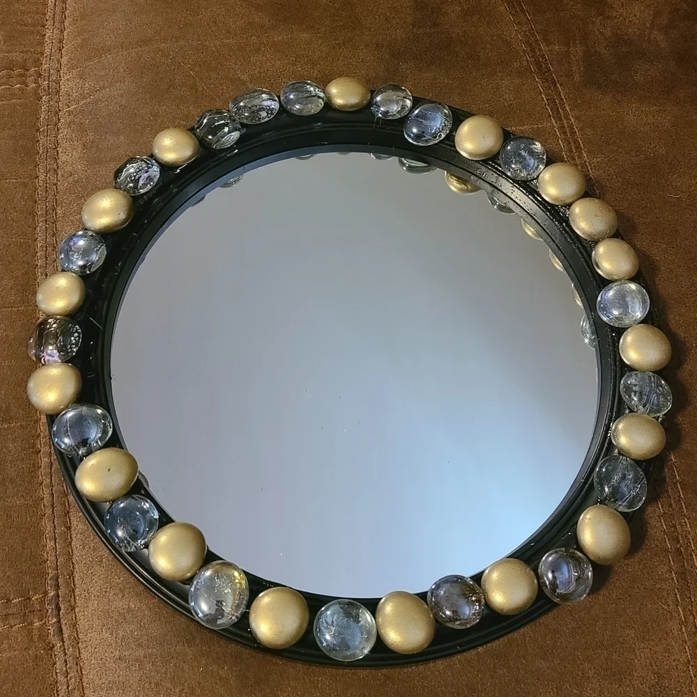ROUND Accent Glass Wall Mirror